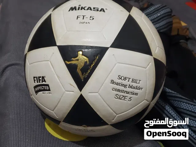 كرة قدم ياباني اصلي للبيع