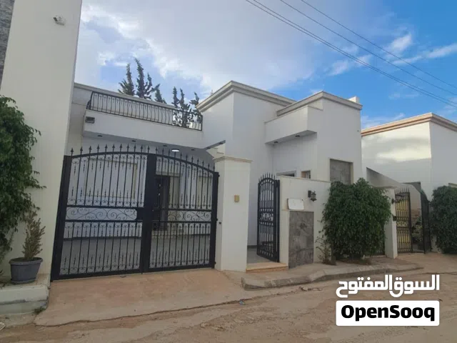 150 m2 3 Bedrooms Townhouse for Sale in Tripoli Ain Zara