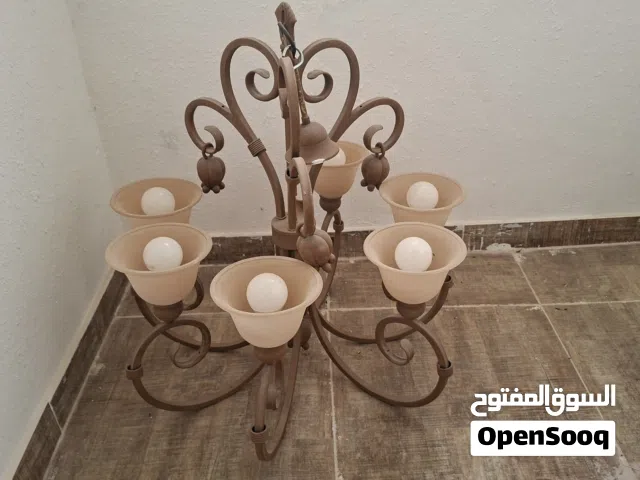 ثرية فاخرة للبيع