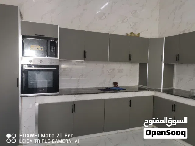 300 m2 2 Bedrooms Townhouse for Rent in Al Sharqiya Ja'alan Bani Bu Ali