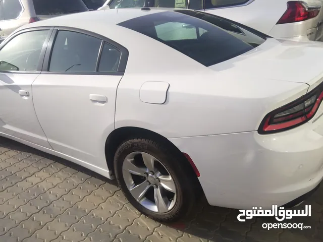 Sedan Dodge in Mubarak Al-Kabeer