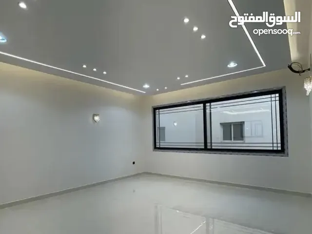 221 m2 More than 6 bedrooms Apartments for Sale in Al Madinah Ar Ranuna