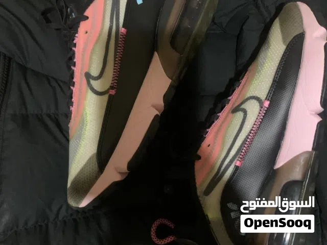 Nike original air max2090 Taille 39
