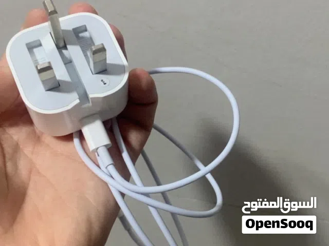 شاحنه ايفون اصلية