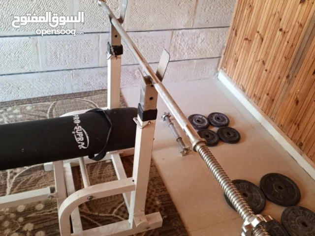 معدات رفع الثقال +جهاز
