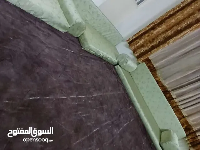 مجلس طقم فرشات مع ظهريات مع مراكي مع طقم كنب