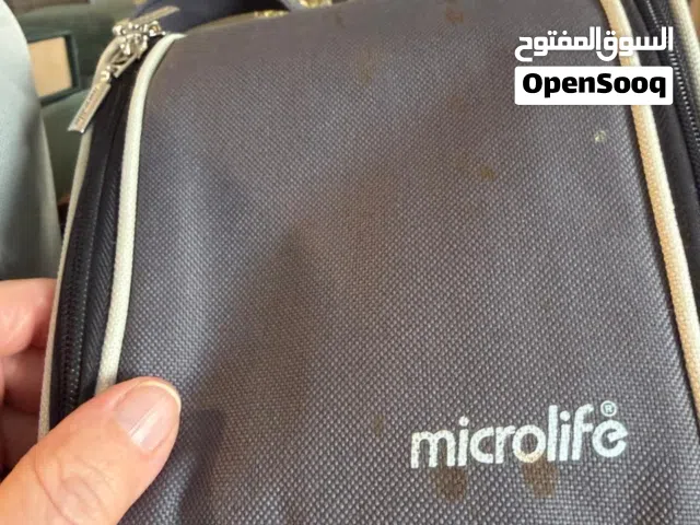 جهاز ضغط يدوي والاخر الكتروني اضافه الى جهاز تبخير  استعمال بسيط