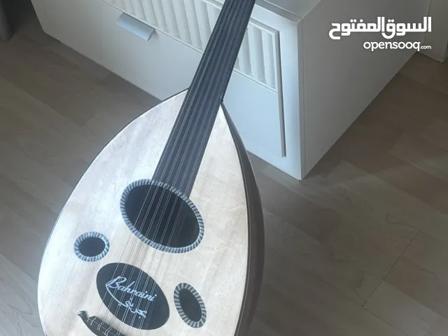 عود احترافي للبيع- بحالة فوق الممتازة Professional Oud for sale- perfect condition