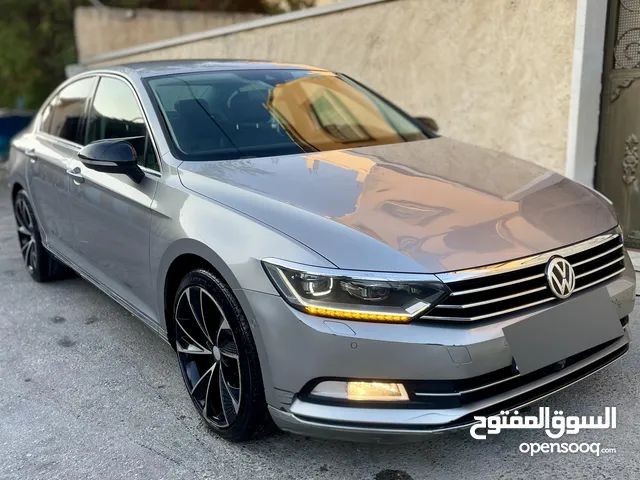 Used Volkswagen Passat in Salfit