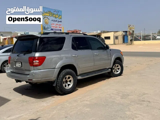 2004 تويوتا سيكويا Capstone