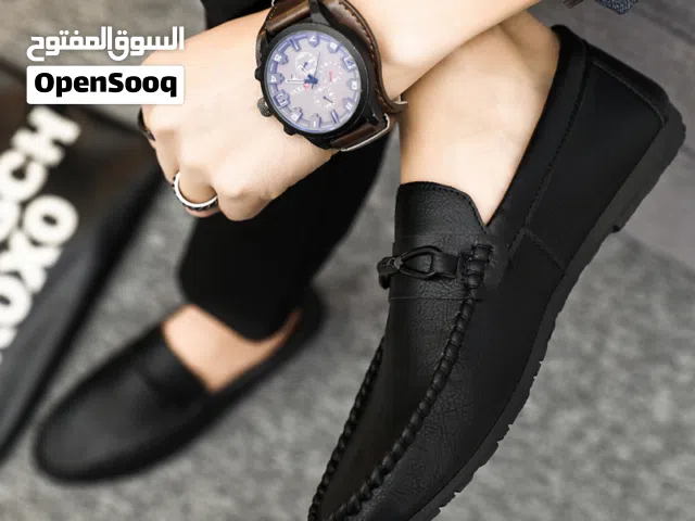 حذاء رجال تصميم رسمي جلد طبيعي اللون أسود قياس 43