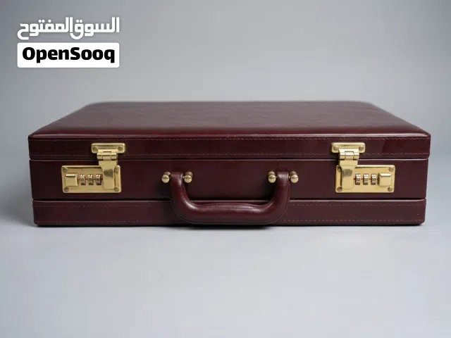 قطعة أوروبية فاخرة... أناقة اللون الخمري في أبهى صورها