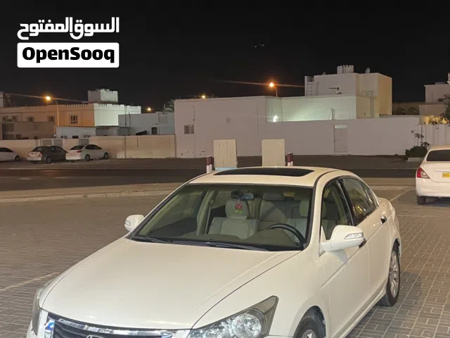 لوحات أرقام سيارات مميزة وذات طابع فريد للبيع