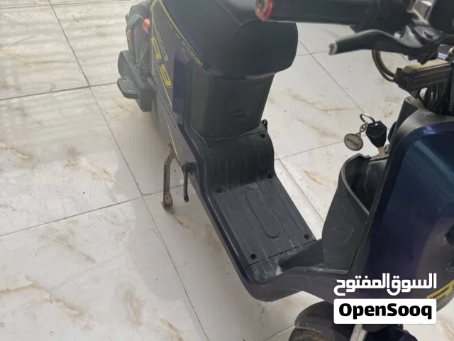 دراجه R9 اخت الجديده بس بطارياتها تعبانه