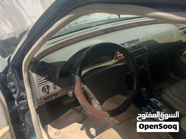1997 مرسيدس بنز الفئة-C C 200