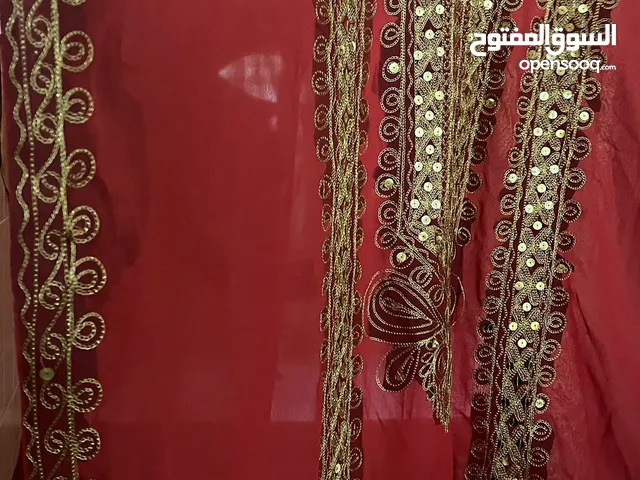 ثوب نشل أحمر بحريني