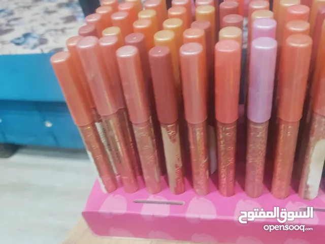 مواد تجميل جديدة اسعار مقبولة جدا