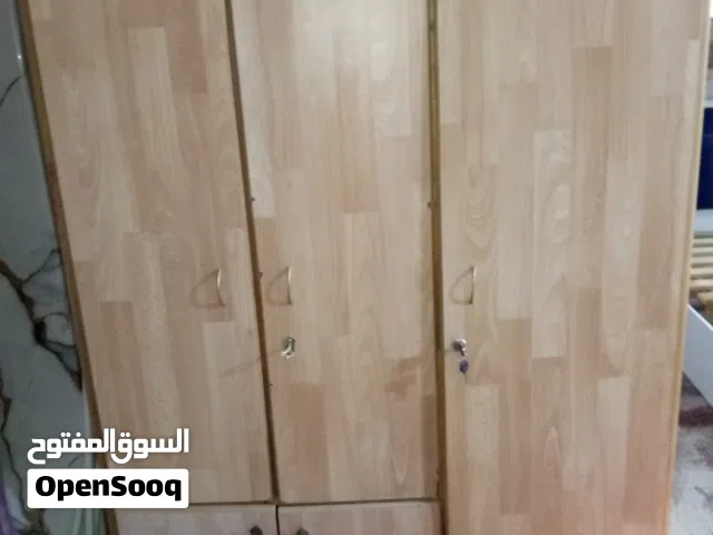 خزانة متعددة الاستخدام للبيع بسعر نااار