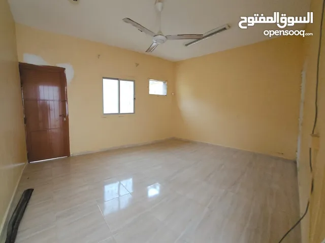 400 m2 4 Bedrooms Townhouse for Rent in Muscat Muttrah