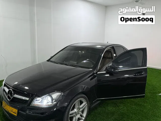 2010 مرسيدس بنز الفئة-C C 300
