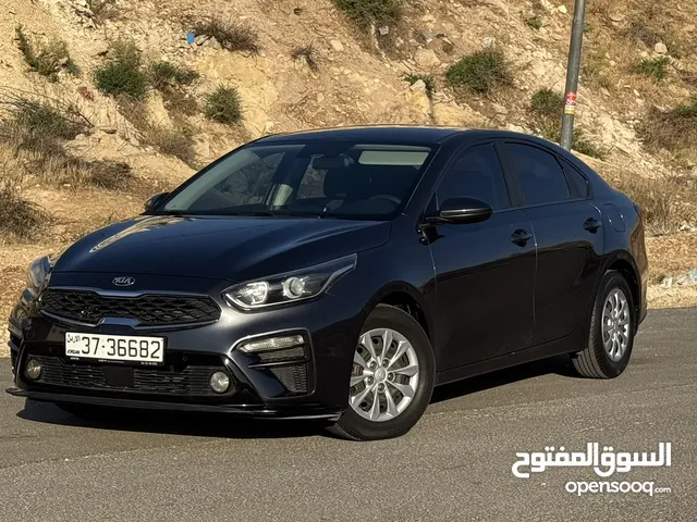 Kia cerato Model :2019 Dohc 1600 CC Gearbox : automatic Colour: Gary Inside :Black ABS Airbag