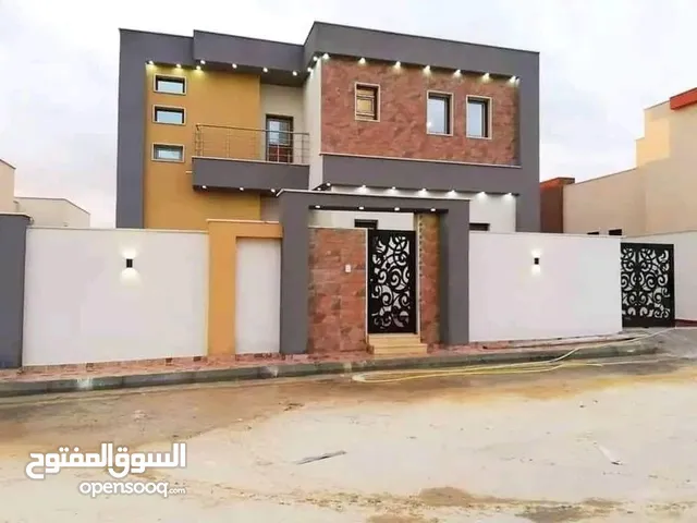 300 m2 More than 6 bedrooms Villa for Sale in Tripoli Ain Zara
