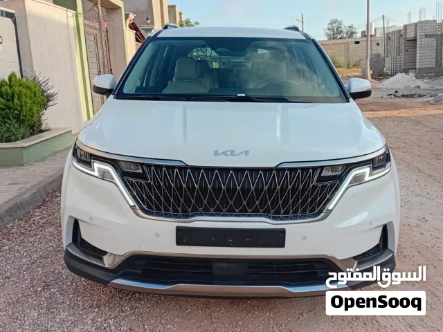 2023 كيا كارنيفال MPV EX