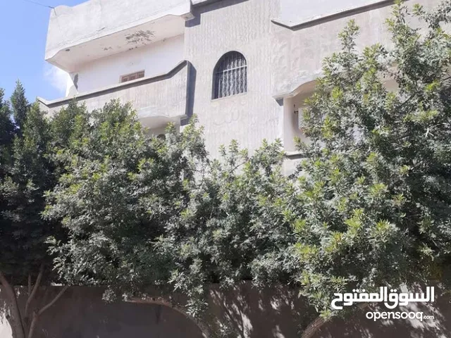 270 m2 5 Bedrooms Townhouse for Sale in Tripoli Souq Al-Juma'a