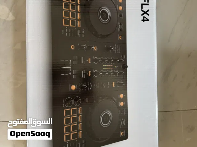 Brand new Dj controller Pioneer DDJ-FLX4