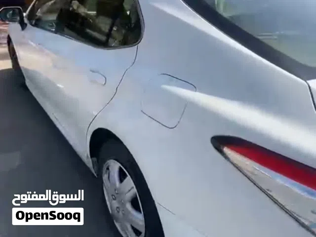 تويوتا كامري 2019 للبيع