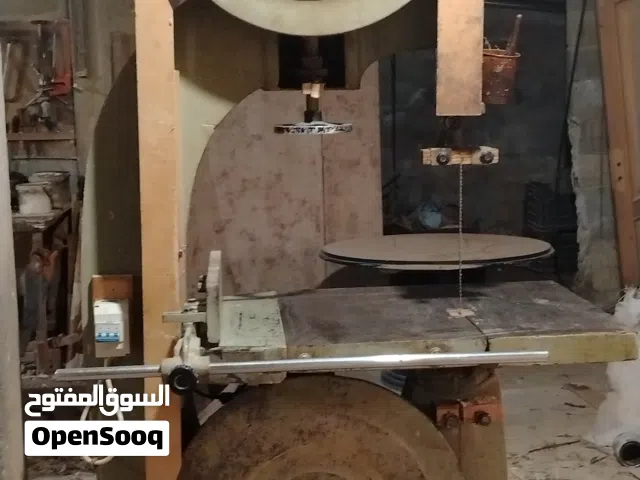 منشرة خشب كاملة متسعملة مصدر ايطالي ماركة حلاق و فلاح
