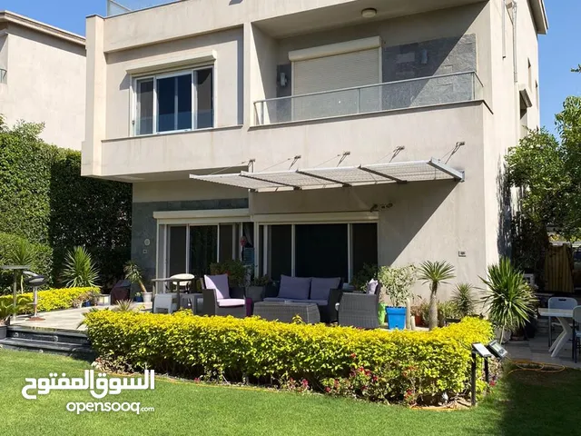 540 m2 More than 6 bedrooms Villa for Sale in Giza Sheikh Zayed