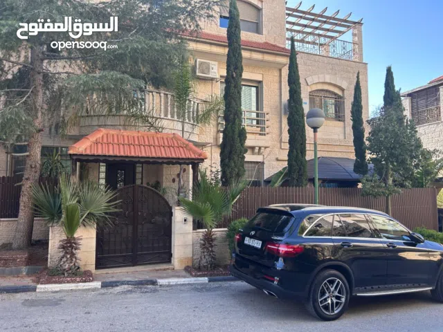 350 m2 3 Bedrooms Apartments for Rent in Ramallah and Al-Bireh Surda