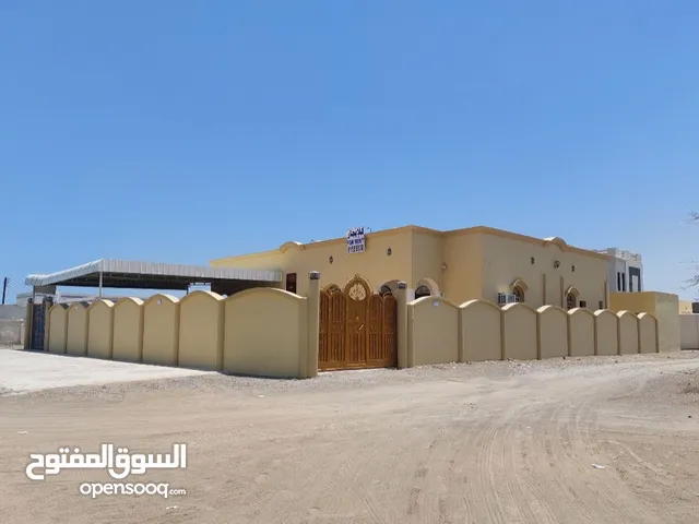 150 m2 4 Bedrooms Townhouse for Rent in Al Batinah Saham