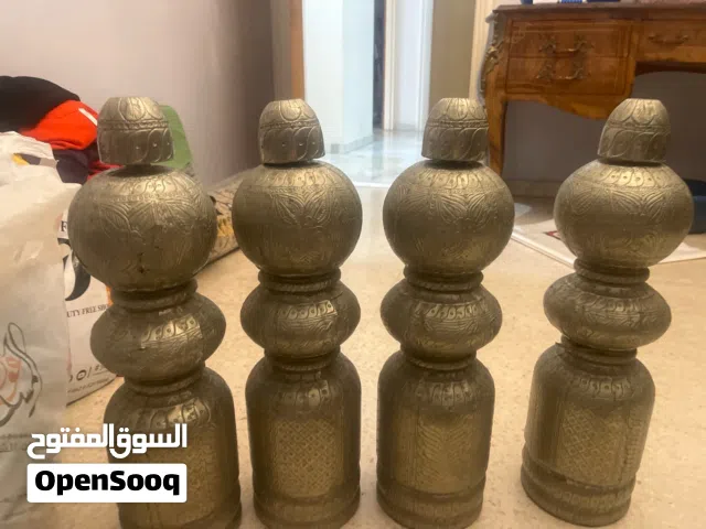 أرجل طاولة معدنية
