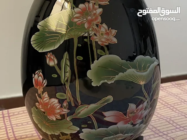 Ceramic decorative egg