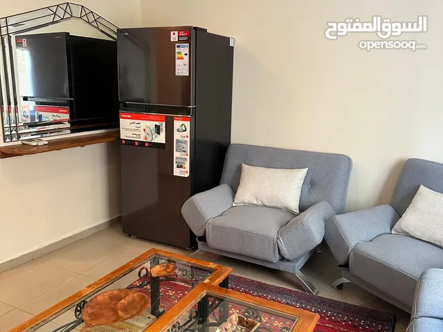 استديو مفروش للإيجار بالقرب من شارع عبداللة غوشة - من المالك مباشرة .