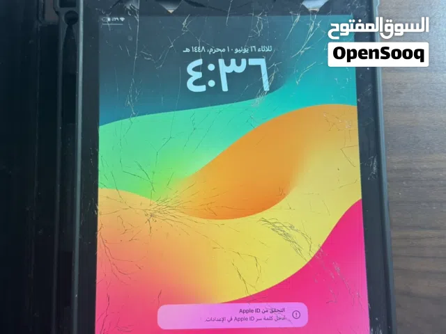 Apple iPad 6 32 GB in Hawally