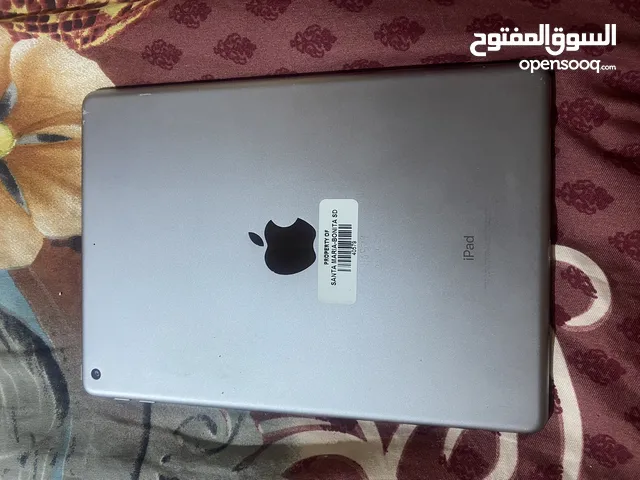 Apple iPad 5 32 GB in Basra