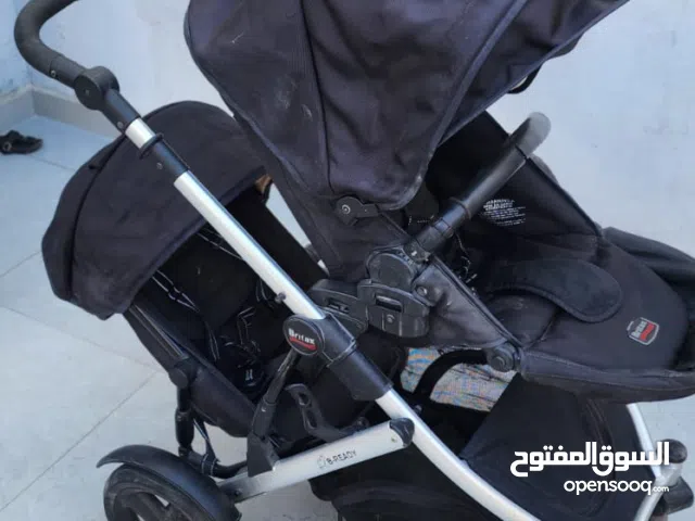للبيع عربة أطفال التوأم او لطفلين حاله ممتازة التواصل على واتساب