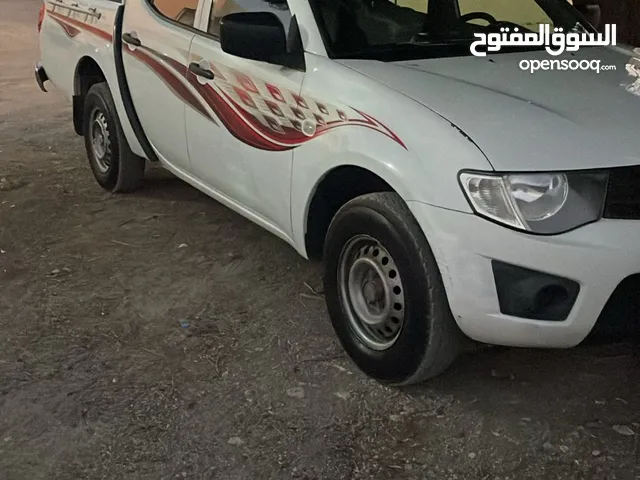 بيكب ميتوسبشي 2012