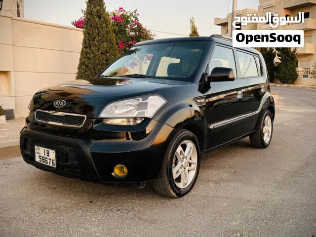 2009 كيا سول Standard