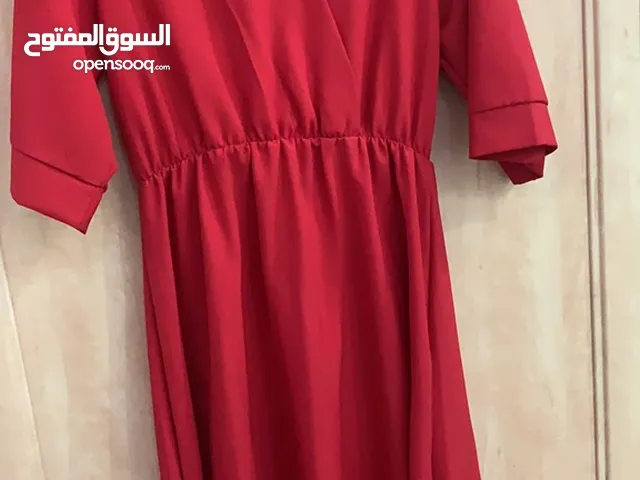 عرض فستانين فقط ب 150 شيكل