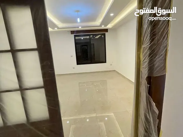 200 m2 4 Bedrooms Apartments for Rent in Amman Dabouq