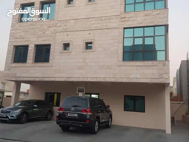 للبيع بناية جديدة في مقابة من 7 شقق سوبر ديلوكس