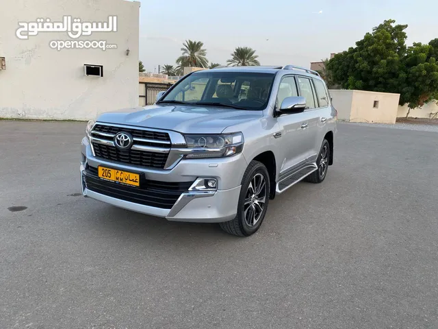 Used Toyota Land Cruiser in Al Batinah