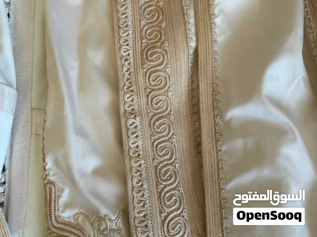 زبون سكاروتا خدمة نص يد