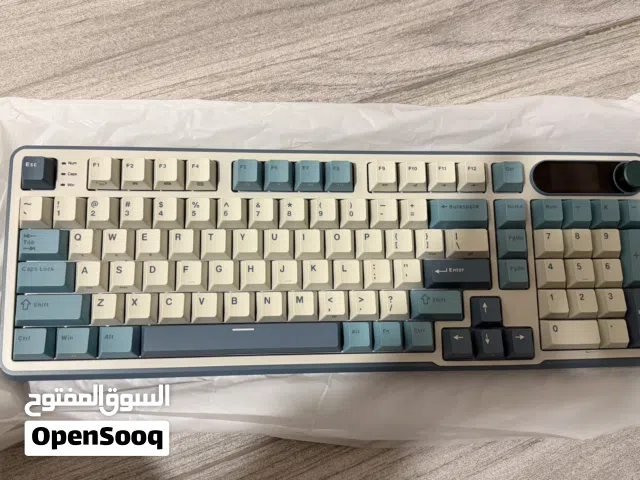 ماوس وكيبورد وماوس باد وسماعة ويد سوني