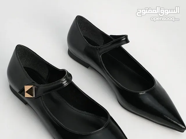 Other Comfort Shoes in Northern Governorate