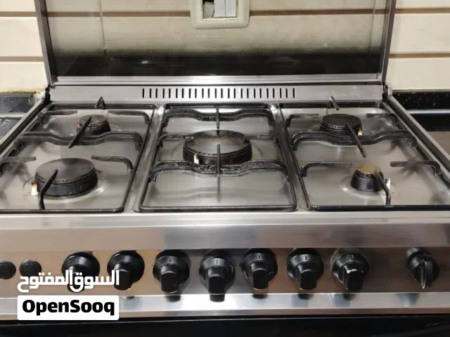 غاز يونيفيرسال ايطالي